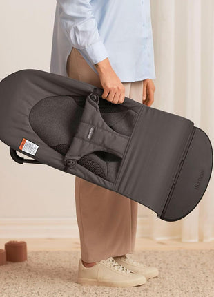 BabyBjörn Bouncer Balance Soft, Dark Gray, Woven/Jersey, Tri-Fabric | 2-in-1 Adjustable Baby Bouncer Seat and Toddler Chair, Newborn to Toddler (8-29 lbs), 4 Positions, Lightweight & Portable
