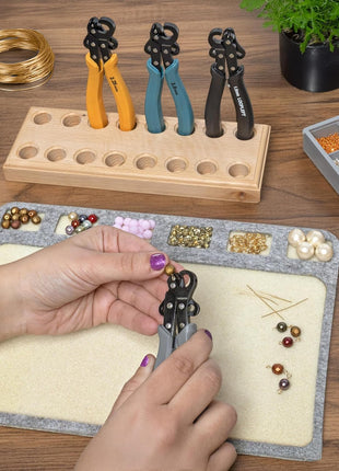 The Beadsmith Original One Step Looper – Create and Trim Consistent 1.5 mm Loops for Jewelry Making, Use With 24-18g Craft Wire (Patented)