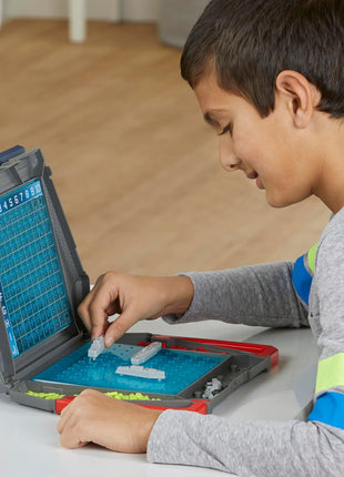 Hasbro Gaming Battleship Classic Board Game | Strategy Games for Kids and Adults | Ages 7+ | 2 Players | Fun Kids Games | Family Games