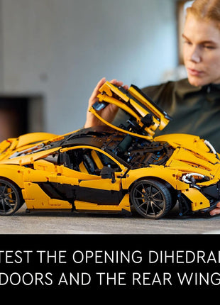 LEGO Technic McLaren P1 Hypercar Building Set, Gift for Adult Racing Fans, Race Car Collectible Model with V8 Piston Engine and 7-Speed Gearbox, 42172