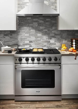 THOR Kitchen Freestanding Professional 36-inch Gas Range in Stainless Steel - Model LRG3601U