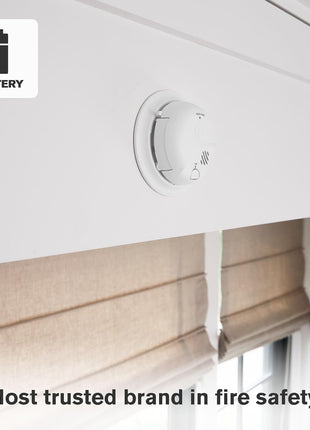 First Alert Smoke Alarm, Battery-Operated Detector with Test & Silence Button, SMI100, 1-Pack