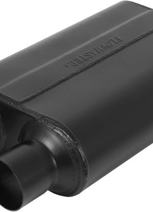 Flowmaster 9425400 40 Delta Flow Muffler - 2.50 Center In and 2.50 Dual Out - Aggressive Sound