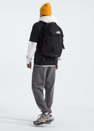 The North Face Recon Everyday Laptop Backpack, Blk/Blk-NPF, One Size | Daypack, Water Repellent, Laptop Sleeve, 2 Water Bottle Pockets