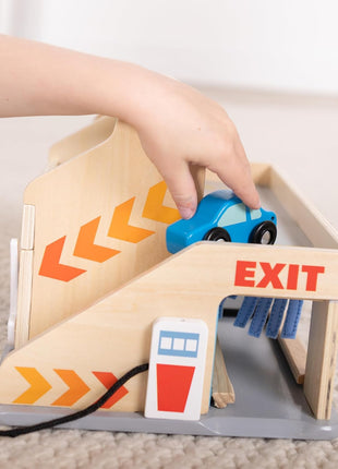 Melissa & Doug Service Station Parking Garage with 2 Wooden Cars and Drive-Thru Car Wash
