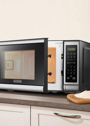 BLACK+DECKER Countertop Microwave Oven, 0.7 Cu.Ft, 700W, Stainless Steel