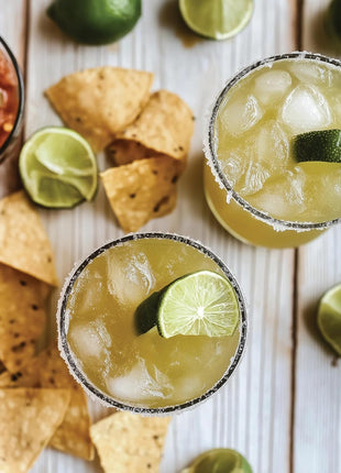 Jordan's Skinny Mixes Sugar Free Margarita Mix, Flavored Cocktail Mixer for Drinks, Fresh Lime Drink Flavoring for Cocktails & Mocktails, Low Calorie, Gluten Free, Keto Friendly, 32 Fl Oz, 1 Pack