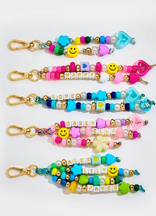 MINIMISSMIANYC 421PCS Beaded Keychain Making Kit for Women,Acrylic Heart Star Flower Letter Alphabet Bag Beads DIY Key Chain Charm Supplies Crafts Accessoriess Jewerly Making Kit for Kids Girls Boys