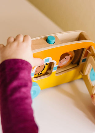 Melissa & Doug GO Tots Wooden Roll & Ride Bus with 3 Disks School Bus Toys for Babies and Toddlers - FSC-Certified Materials