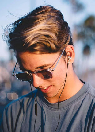 1MORE Triple Driver in-Ear Earphones Hi-Res Headphones with High Resolution, Bass Driven Sound, MEMS Mic, in-Line Remote, High Fidelity for Smartphones/PC/Tablet - Silver