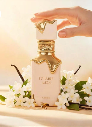 Lattafa Eclaire - Vanilla, Caramel, Sweet, Floral - Eau de Parfum Long-Lasting Fragrance for Women, 3.40 Ounce / 100 ml