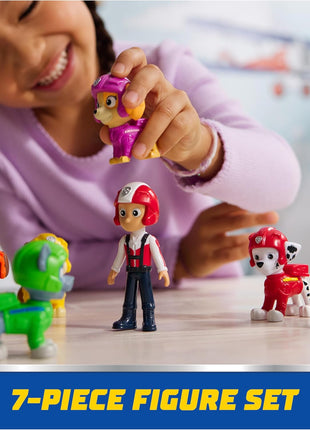 Paw Patrol Air Rescue Toy Figures Gift Pack with 7 Collectibles | 7 Collectible Action Figures, Aviation Flight Uniforms, 2-Inch Tall Pups & 3.5-Inch Ryder, Kids Toys for Boys & Girls Ages 3+