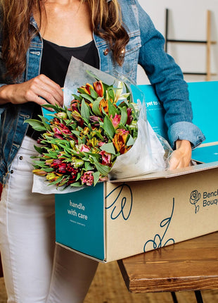 Benchmark Bouquets - 25 Stem Peruvian Lilies (Glass Vase Included) - Fresh Flowers for Delivery - Gift for Birthday, Anniversary, Sympathy, Get Well, Congratulations, Thanksgiving, Christmas