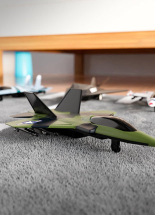 United Sates Air Force 4-Pack Toy Jet Squadron Die Cast Airplanes, Pull Back Military Fighter Jets, Diecast Air Plane Models