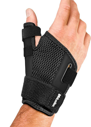 MUELLER Sports Medicine Adjust to Fit Thumb Brace, Spica Splint, Thumb Pain Relief Stabilizer for Men and Women, Ideal for De Quervain's Tenosynovitis, Arthritis, Sprains, Fits Right or Left, Black, One Size