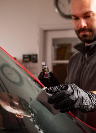 Invisible Glass 95151 Ceramic Glass Coating Kit – Long-Lasting, Rain Repellent & Hydrophobic Protection for Automotive Glass Windshields – Scratch & Weather Resistant – Quick, Easy Application – 30 mL