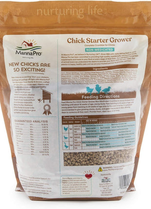 Manna Pro Chick Starter Feed, Non-Medicated Chicken Feed with Vitamins & Minerals, Complete Nutrition for Baby Chicks, 5 lb Bag | Complete Chick Feed Formula, Starter Feed with Vitamins & Minerals, Balanced Nutrition for Growing Baby Chicks