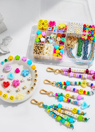 MINIMISSMIANYC 421PCS Beaded Keychain Making Kit for Women,Acrylic Heart Star Flower Letter Alphabet Bag Beads DIY Key Chain Charm Supplies Crafts Accessoriess Jewerly Making Kit for Kids Girls Boys