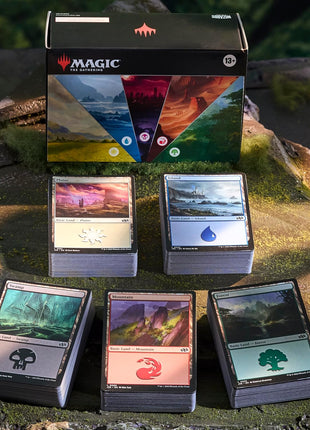 Magic: The Gathering 2025 Land Station (400 Basic Land Cards)
