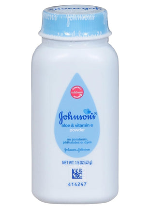 Johnson's Baby Naturally Derived Cornstarch Baby Powder with Aloe and Vitamin E for Delicate Skin, Hypoallergenic and Free of Parabens, Phthalates, and Dyes for Gentle Baby Skin Care, 1.5 oz