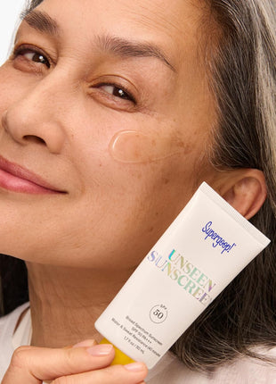Supergoop! Unseen Sunscreen - Clear & Invisible Face Sunscreen + Broad Spectrum + Makeup-Gripping Primer - Weightless, Scentless, Oil Free - For All Skin Types & Tones
