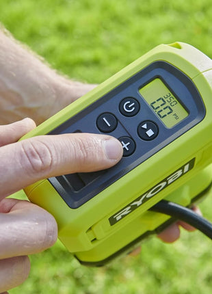 Ryobi - 18 V One+ 11 Bar Wireless Compressor - Tyre and Ball Inflation - Comes with 3 Tips (without Battery) - RPI18