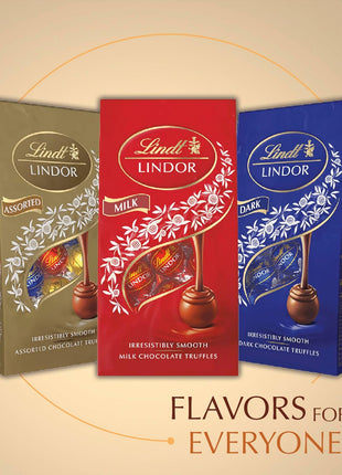 Lindt LINDOR White Chocolate Candy Truffles, Smooth Melting Truffle Center, Bulk Candy Individually Wrapped, 60 Ct