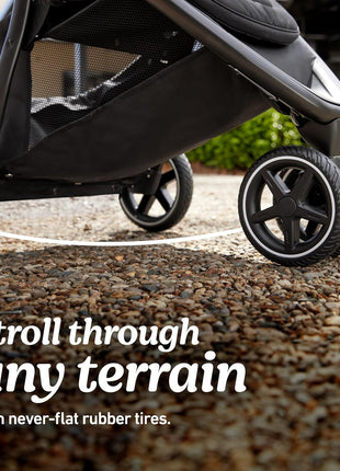 Graco® Outpace LX All-Terrain Travel System - Includes SnugRide Lite Infant Car Seat, Briggs, High-Performance Stroller/Car Seat Combo, Practical & Durable