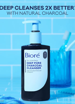 Biore Deep Pore Charcoal Face Wash For Oily Skin, 6.77 fl oz | Daily Facial Cleanser, Removes Dirt & Makeup, Charcoal Formula, Deep Pore Cleansing