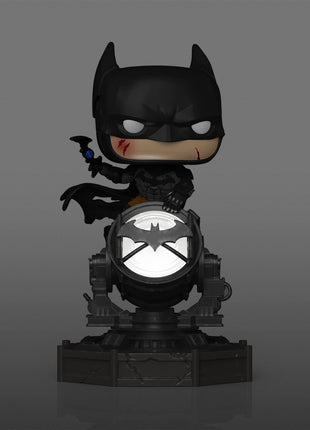 Funko POP! Premium SFX: DC Heroes - Batman | Official Merch - Collectable Vinyl Figurine for Shelf Display - Birthday Gift Idea for Fans and Collectors