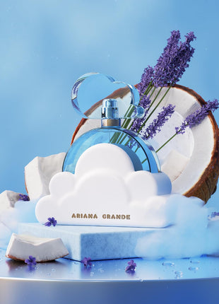 Ariana Grande Cloud Eau de Parfum – Warm Gourmand Fragrance for Women – Women's Perfume with Notes of Lavender, Coconut, Vanilla & Pear