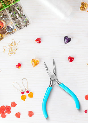 Needle Nose Pliers 4.5 Inch Jewelry Pliers Super Precision Jewelry Making Tools Comfort Grip Handle Craft Pliers for Jewelry Repair Wire Bending Gripping