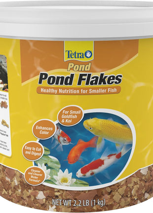TetraPond Pond Flakes, Complete Nutrition for Smaller Pond Fish, Fish Food for Goldfish and Koi Fish, 6.35 Ounces