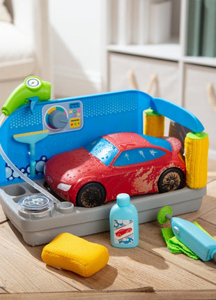 Melissa & Doug Spray & Shine Car Wash Color-Changing Water Toy Play Set Boys and Girls 3+