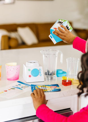 Melissa & Doug Smoothie Maker Blender Set with Play Food - 22 Pieces