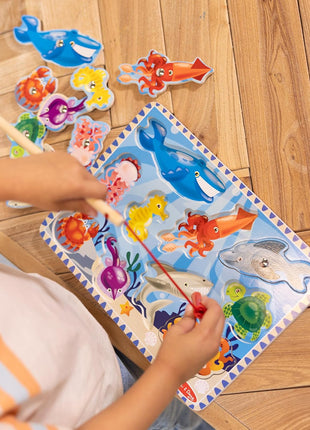 Melissa & Doug Magnetic Wooden Fishing Game and Puzzle with Wooden Ocean Animal Magnets