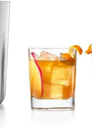 OXO Steel Cocktail Shaker with Strainer, Stainless Finish - 24 oz Capacity | Bar Tool, Easy-Grip Design, Home Bar, Bartending Equipment, Beginner-Friendly, Leak-Proof, Single Wall Shaker
