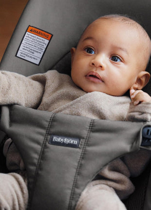 BabyBjörn Bouncer Balance Soft, Dark Gray, Woven/Jersey, Tri-Fabric | 2-in-1 Adjustable Baby Bouncer Seat and Toddler Chair, Newborn to Toddler (8-29 lbs), 4 Positions, Lightweight & Portable