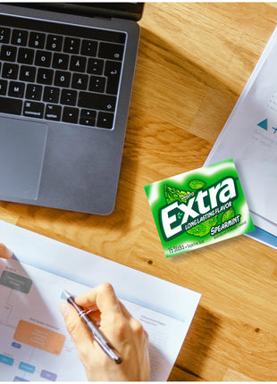 EXTRA Gum Spearmint Sugarfree Chewing Gum Bulk, 15 Count, 10 Pack | Long Lasting Mint Flavor for Fresh Breath, Individually Wrapped Packs for Sharing, Great for School, Work and Travel