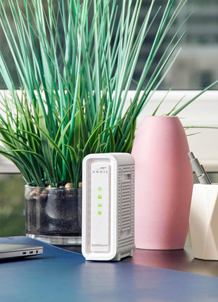 ARRIS (SB8200) - Cable Modem - Fast DOCSIS 3.1 32x8 Gigabit Cable Modem , Approved for Comcast Xfinity, Cox, Charter Spectrum, & more | 1 Gbps Max Internet Speed, 4 OFDM Channels - (No Built-in Wifi)