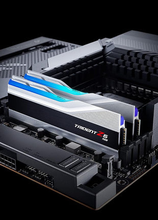 32GB G.Skill DDR5 Trident Z5 RGB 8000MHz CL38 1.45V Dual Channel Kit 2X 16GB Silver