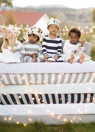 Burt's Bees Baby Organic Cotton Fitted Crib Sheet, Unisex Baby Beddings | A nursery essential crib sheet with 360o elastic that prevents sheets from creeping up on the mattress