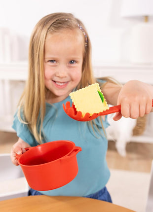Melissa & Doug Prepare & Serve Pasta Set with Toy Food & Kids Play Kitchen Accessories, Montessori-Inspired Preschool Learning Toys for Girls & Boys 3+