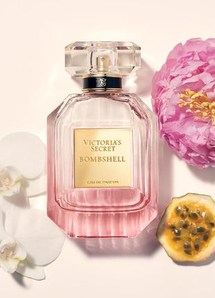Victoria's Secret Bombshell Eau de Parfum, Notes of Purple Passion Fruit, Shangri-La Peony & Vanilla Orchid, Perfumes for Women (3.4 oz)