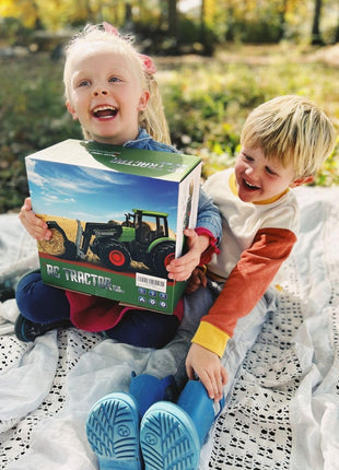 Uarzt Remote Control Tractor Toy with Trailer | Metal Front & Front Loader Farm Vehicle Set with Lights & 8-Wheel Design, RC Tractor Truck for Boys Ages 3-9, Fun Farm Toy Gift for Kids