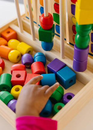 Melissa & Doug Bead Sequencing Set with 46 Wooden Beads and 5 Double-Sided Pattern Boards