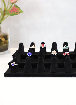 Stratalife Ring Holder 18 Slot Finger Ring Display Jewelry Holder Organizer Storage Jewelry Display Stand for Vendor Selling Velvet Black