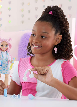 Barbie Dream Besties Daisy Jean Doll and Accessories | Fashion Doll with Removable Fashions & 9 DJ Themed Accessories, Ages 3+