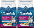 Blue Buffalo Tastefuls Natural Dry Food for Adult Cats 7+,Hairball Control,Chicken & Brown Rice Recipe,7-lb. Bag,(Pack of 2)