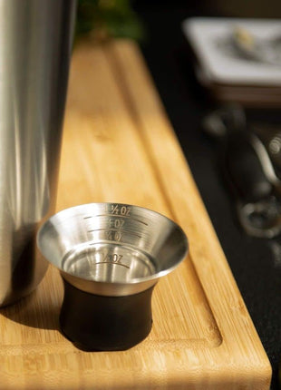 OXO Steel Cocktail Shaker with Strainer, Stainless Finish - 24 oz Capacity | Bar Tool, Easy-Grip Design, Home Bar, Bartending Equipment, Beginner-Friendly, Leak-Proof, Single Wall Shaker
